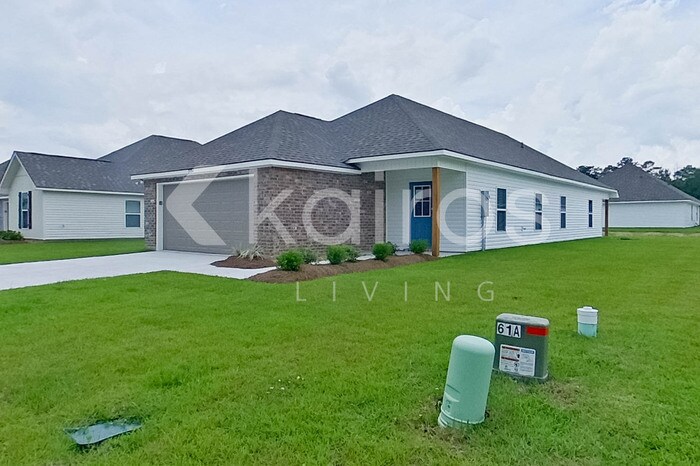 Building Photo - 13784 Pinyon Dr