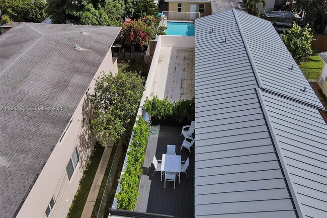 Building Photo - 243 NW 57th Ave