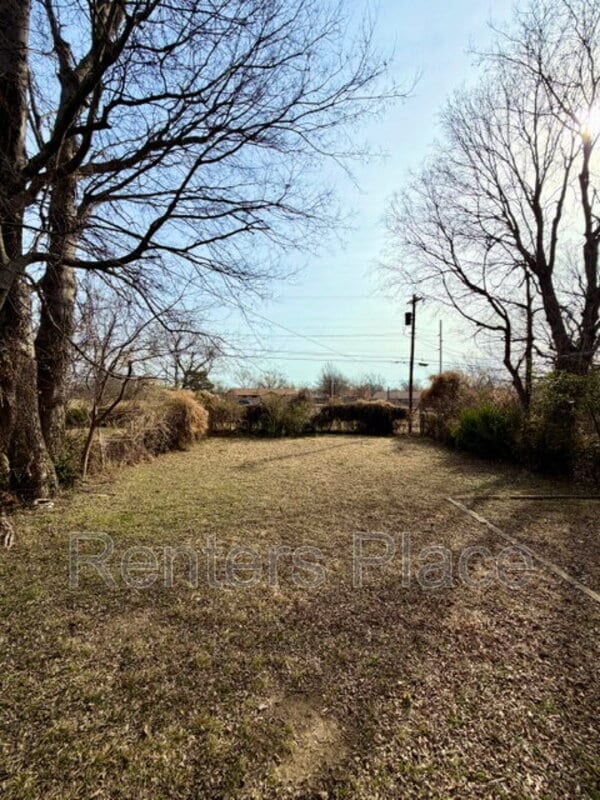 Building Photo - 1231 N Boston Pl