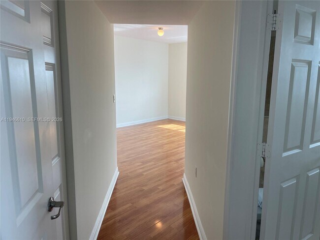 Building Photo - 1745 E Hallandale Beach Blvd