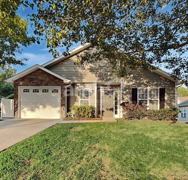 Primary Photo - 164 Cameron Way Cir