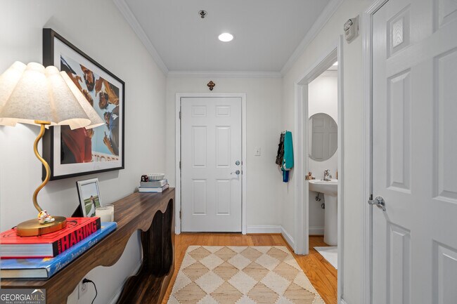 Building Photo - 50 Biscayne Dr NW