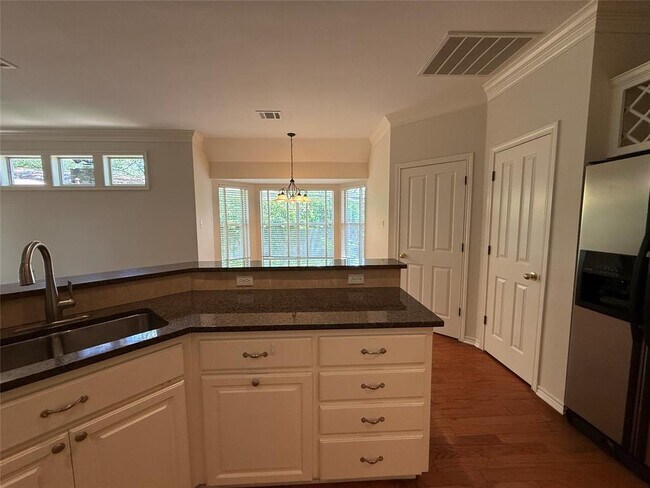 Building Photo - 5615 Shoal Creek Blvd