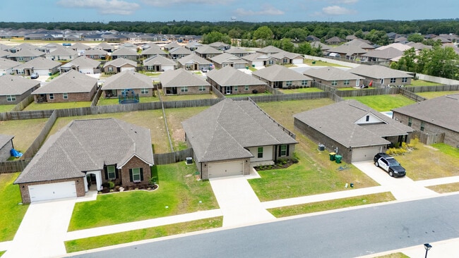 Building Photo - 4630 Jayhawk Dr