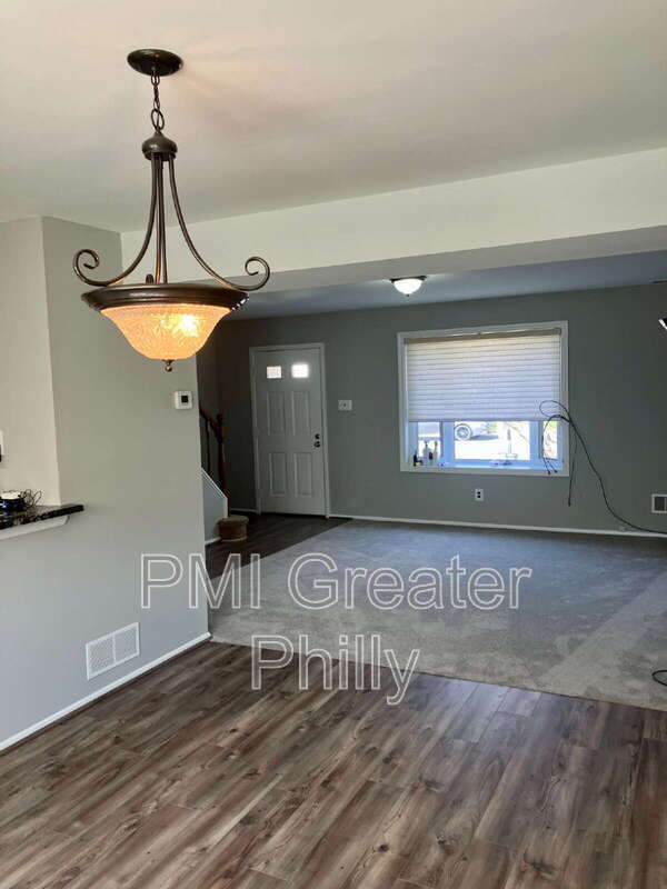 Building Photo - 2466 Brandon Ct