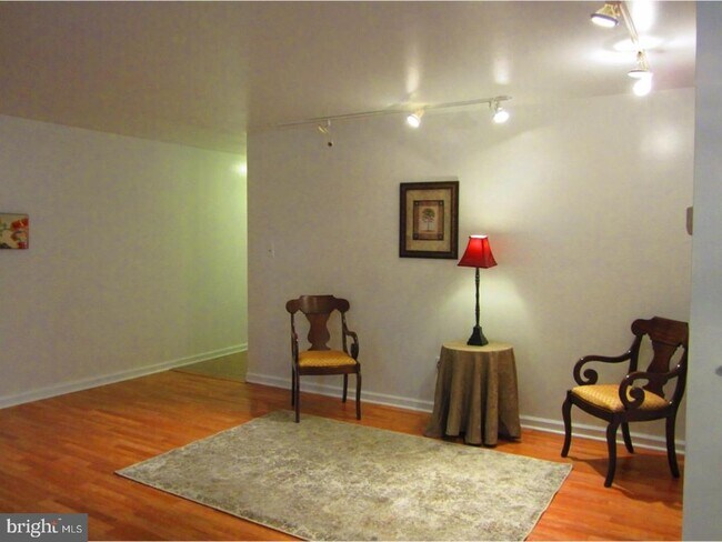 Building Photo - 296 Tavistock Rd