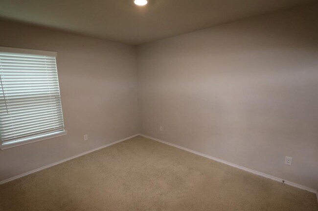 Building Photo - 21646 Calico Bush Trail
