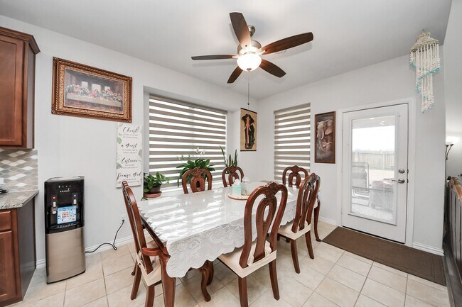 Building Photo - 3512 Jasperstone Ln