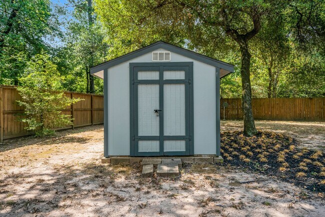 Building Photo - 3 Gambrel Oak Pl