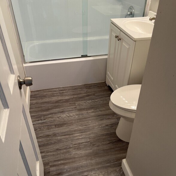 Building Photo - 3958 Lee Heights Blvd