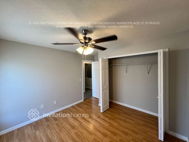 Building Photo - 5341 NW Aloha St