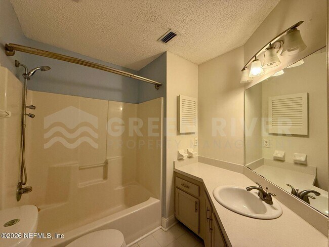 Building Photo - 2927 Waters View Cir