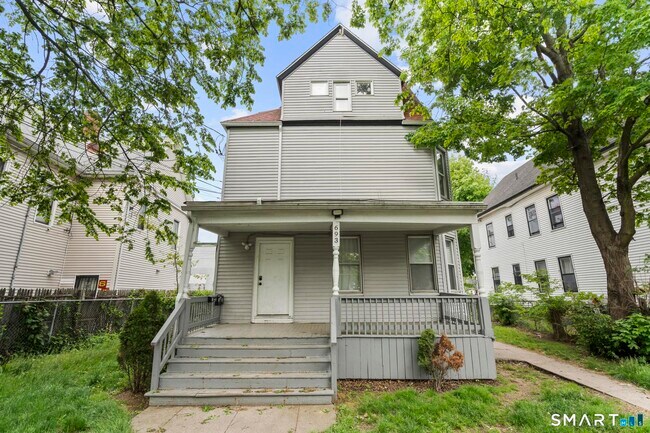 Building Photo - 693 Dixwell Ave