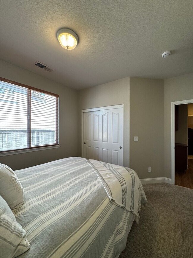 Building Photo - Fully Furnished South Reno Home | 3 Bed + Office | Mountain Views