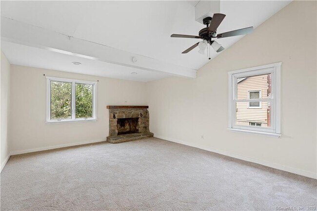 Building Photo - 224 Hartford Turnpike