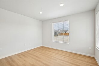 Building Photo - 3651 S Custer Rd