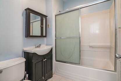 Building Photo - 855 Belmont Ave