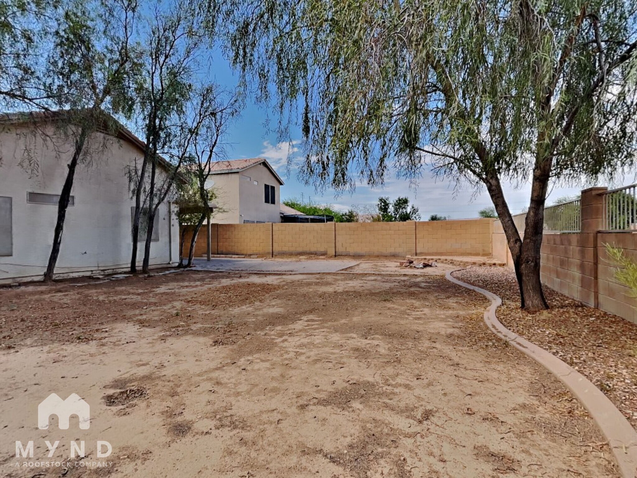 Building Photo - 3811 S 74th Dr