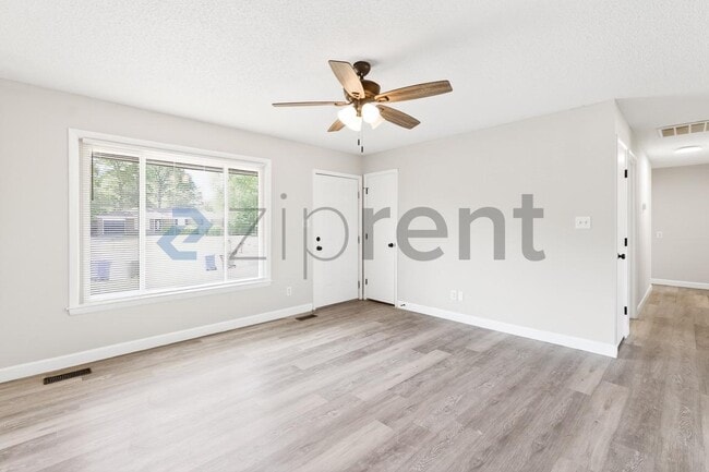 Building Photo - 318 Nugget Ct