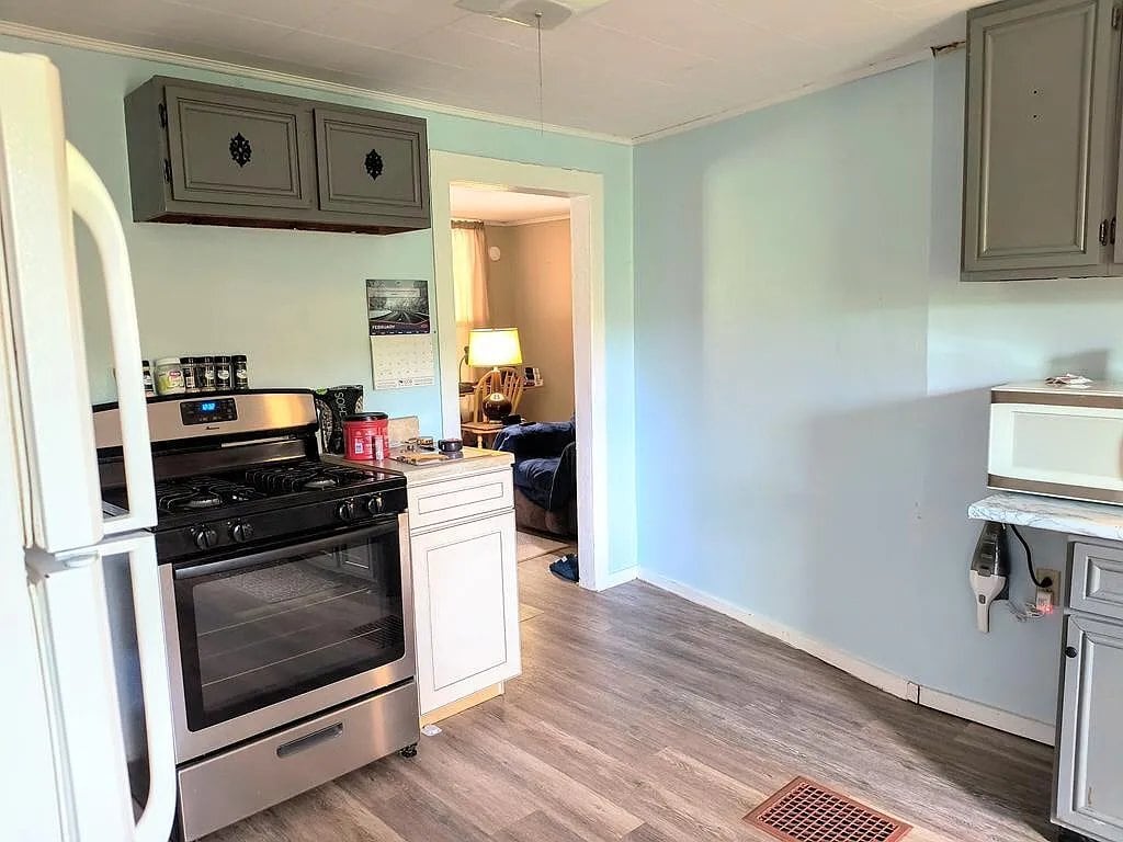 Building Photo - 2820 Austinville Rd