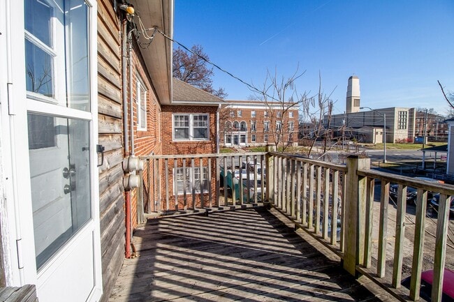 Building Photo - 205 S College Ave
