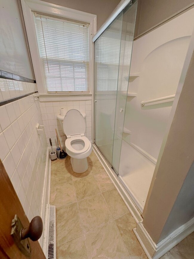 Building Photo - PENDING