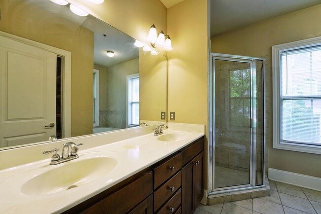 Building Photo - 307 Le Gran Bend