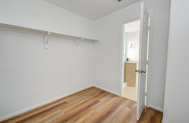 Building Photo - 21106 Machall Manor Ct