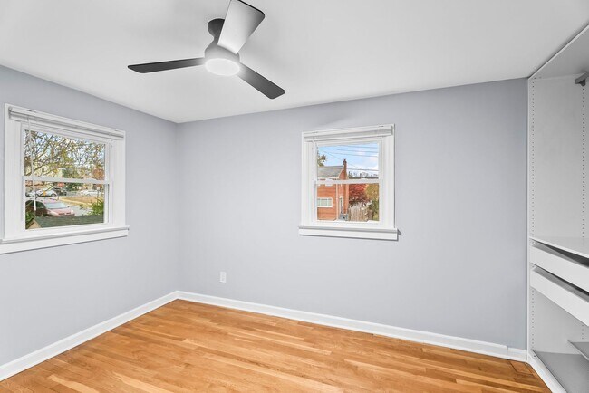 Building Photo - 4332 Utica Ave