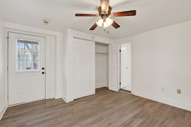 Building Photo - One Bedroom Unit in Heart of Uptown