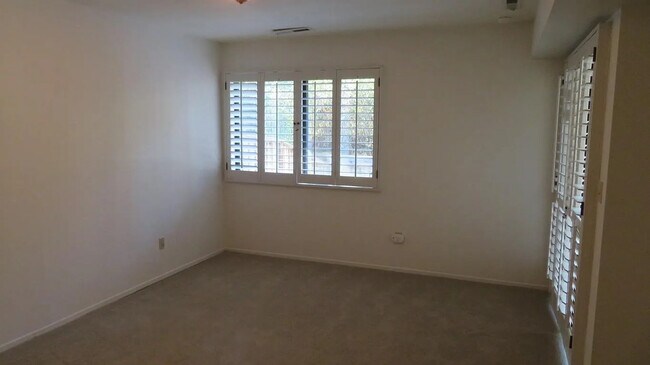 Building Photo - 1700 Escalona Dr