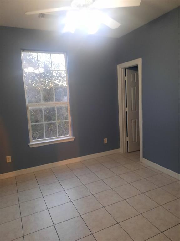 Building Photo - 11045 Landswalk Dr