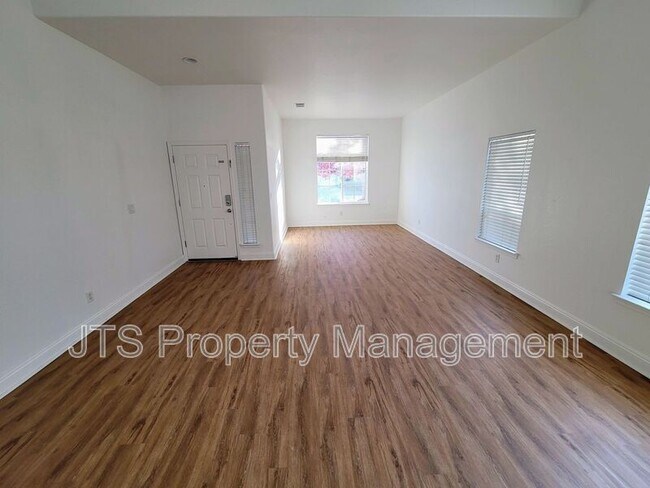 Building Photo - 11785 Rose Wind Ct