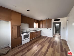 Building Photo - 11916 Long Beach Blvd