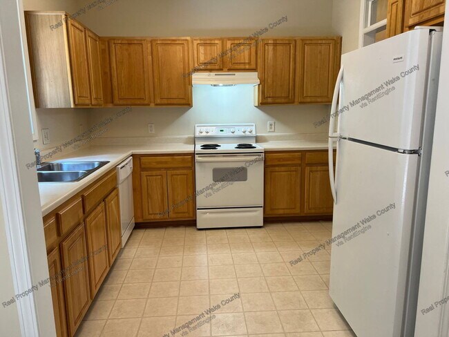 Building Photo - 2516 Farlow Gap Ln