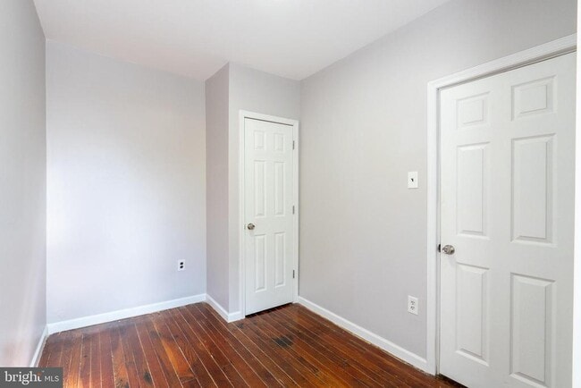 Building Photo - 1826 McClellan St