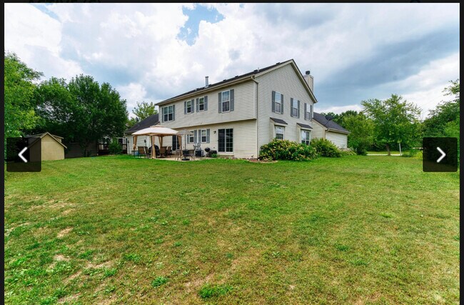 Building Photo - 1300 E Buckwood Dr