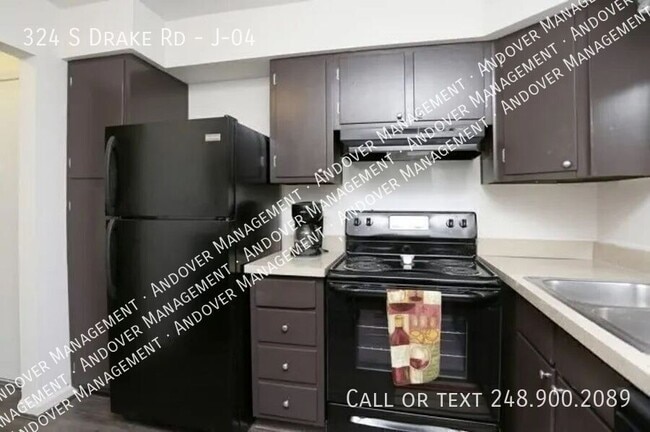 Building Photo - 324 S Drake Rd