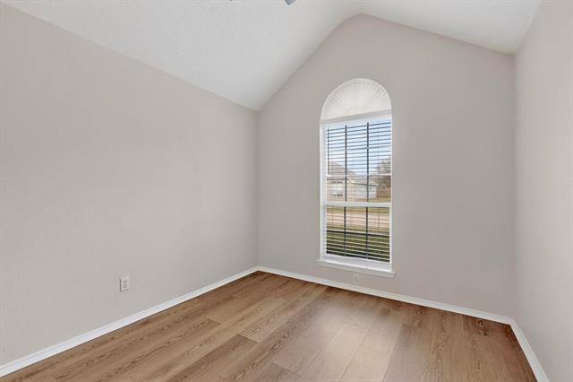 Building Photo - 2864 Hampshire Ln