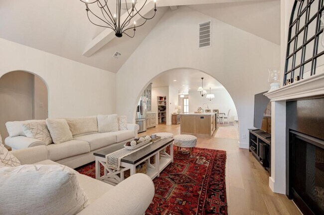 Building Photo - 4001 Stone Hl Ln