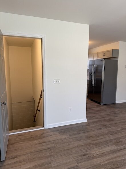 Building Photo - 157 Vulco Dr