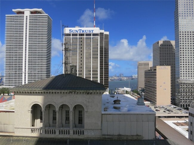 Building Photo - 151 SE 1st St