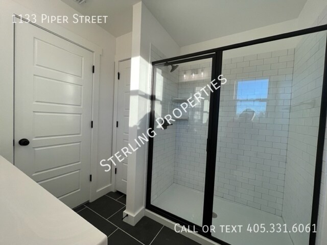 Building Photo - 1133 Piper St