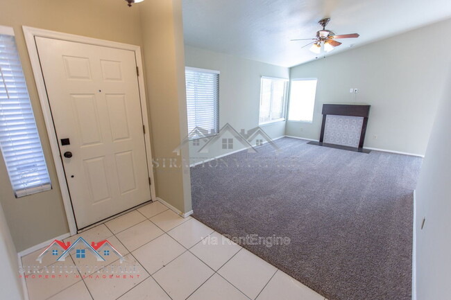 Building Photo - 4725 E Brown Rd