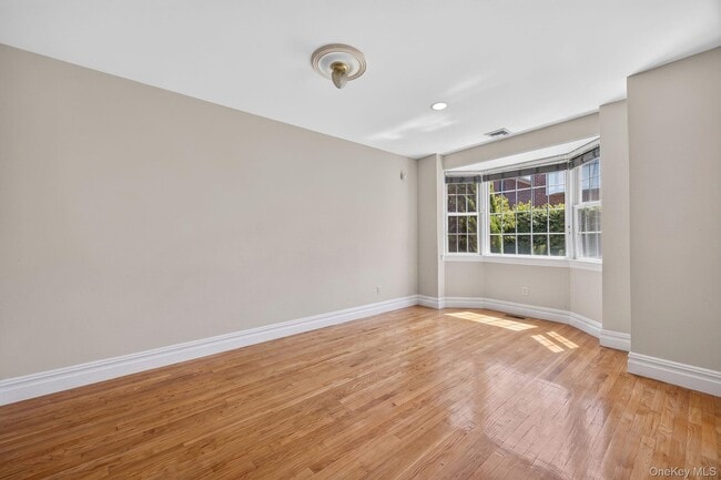 Building Photo - 4 C Nassau Dr