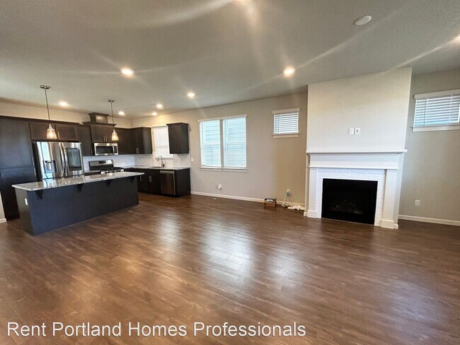 Building Photo - 4 br, 2.5 bath House - 31482 NW Turel Drive