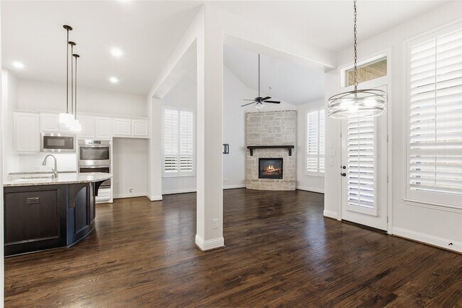 Building Photo - 4110 Maclin Dr