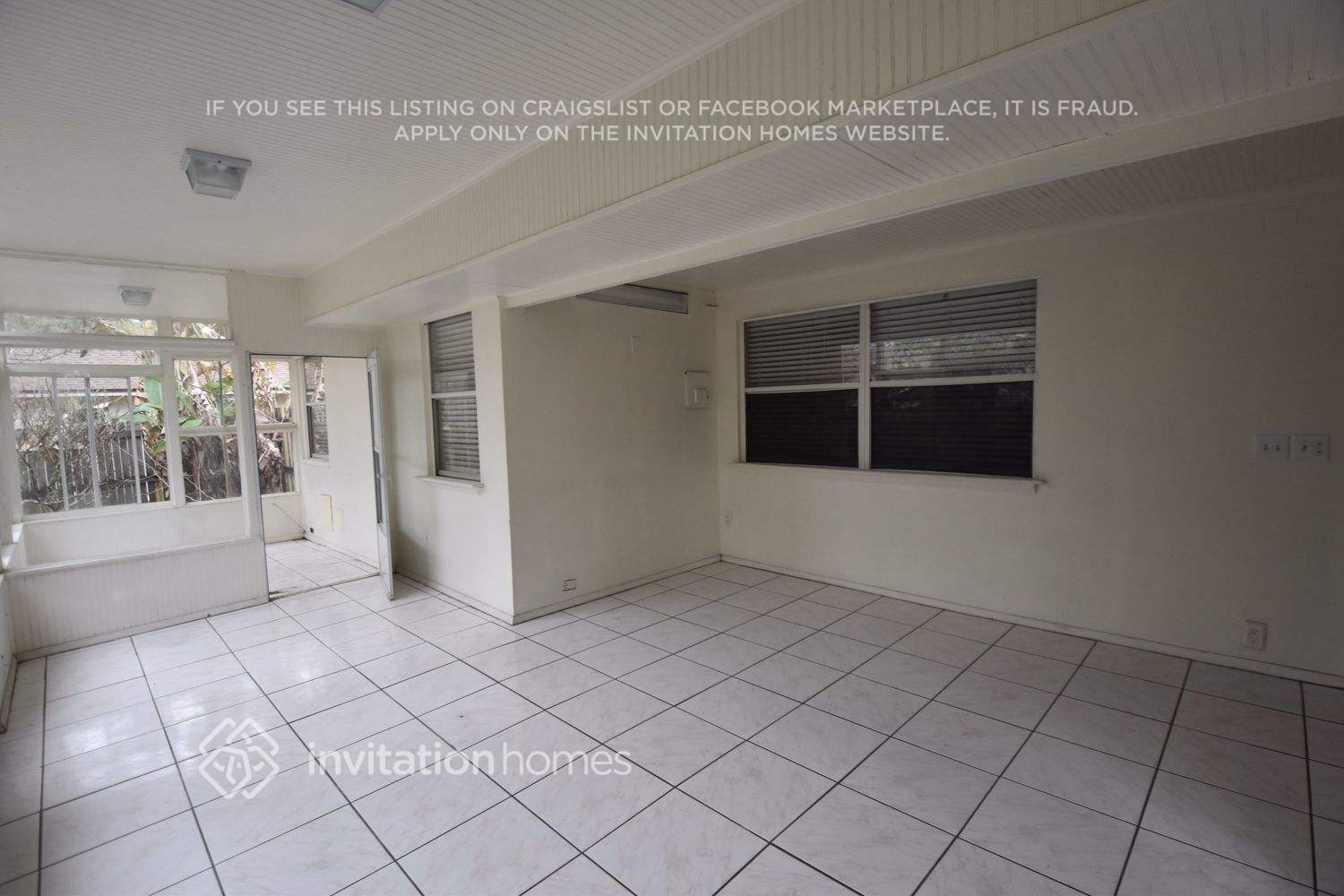 Building Photo - 2139 Lady Di Ln