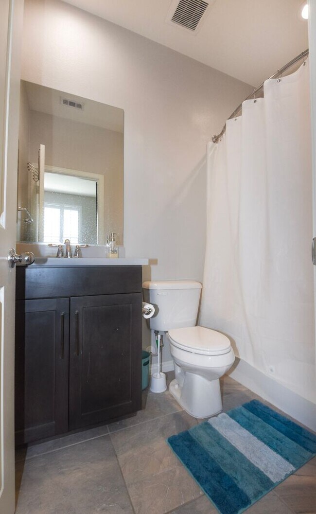 Building Photo - 507 Sandpiper Wy