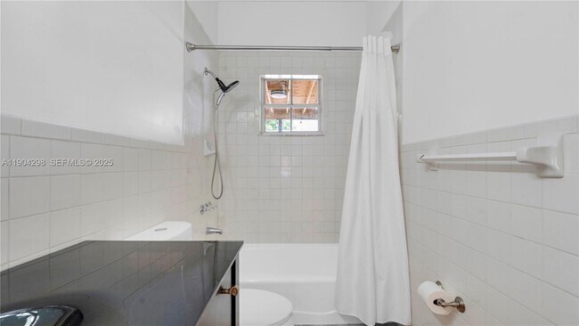 Building Photo - 2271 SW 25th St